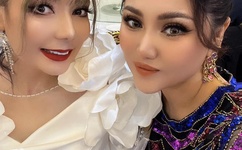 男生把QQ放进女生的QQ里游戏